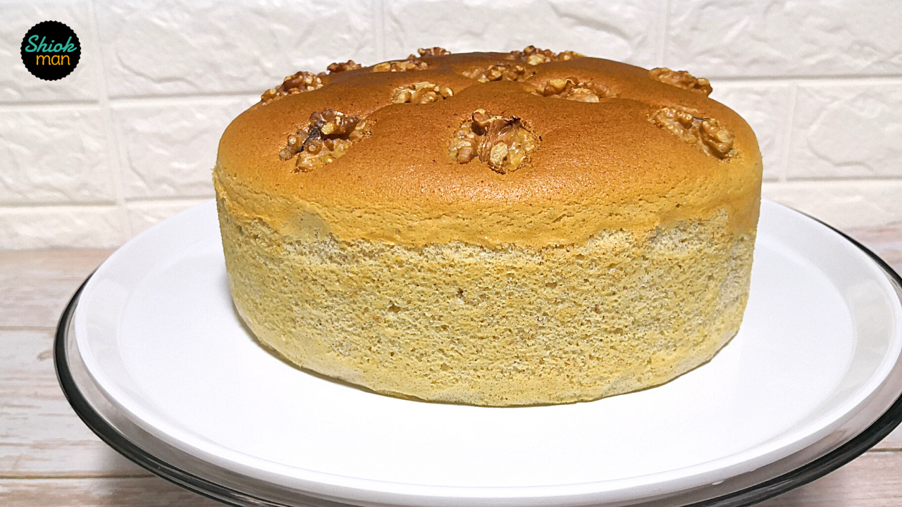 Banana Walnut Sponge Cake