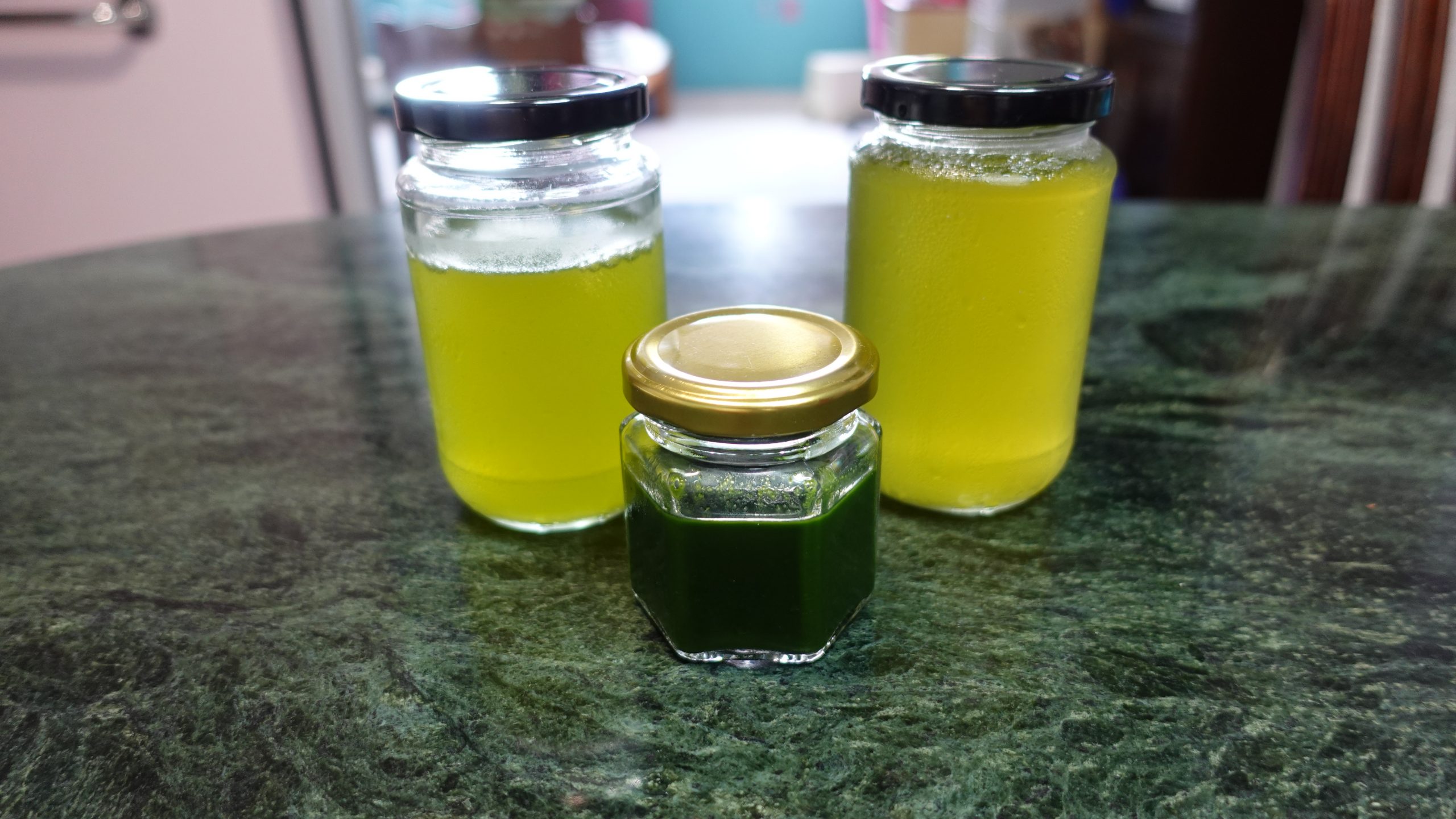 How to extract concentrated pandan (screwpine) juice